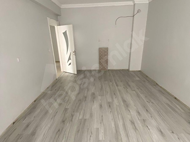 KOCABIYIK GAYRİMENKULDEN 3+1 FIRSAT DAİRE - Görsel 8