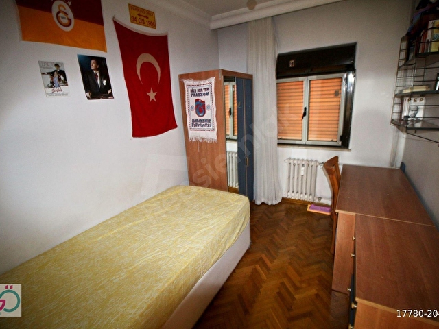 Şebnem Özgülden Harika Konumlu 3 oda salon ara kat daire - Görsel 13