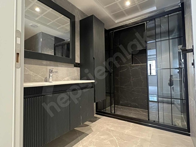 ATAKUMDA ULAŞIMA SAHİLE YAKIN LÜKS GİYİNME ODALI 4+1 DAİRE - Görsel 16