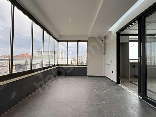 ATAKUMDA ULAŞIMA SAHİLE YAKIN LÜKS GİYİNME ODALI 4+1 DAİRE - Görsel 5