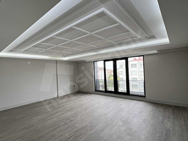 ATAKUMDA ULAŞIMA SAHİLE YAKIN LÜKS GİYİNME ODALI 4+1 DAİRE - Görsel 25