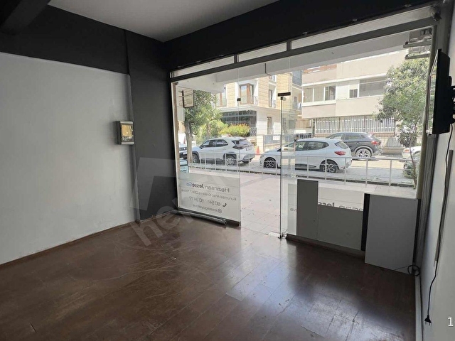 Yalova Merkezde Sahile Yakın Kiralık Prestijli Ofis - Görsel 9