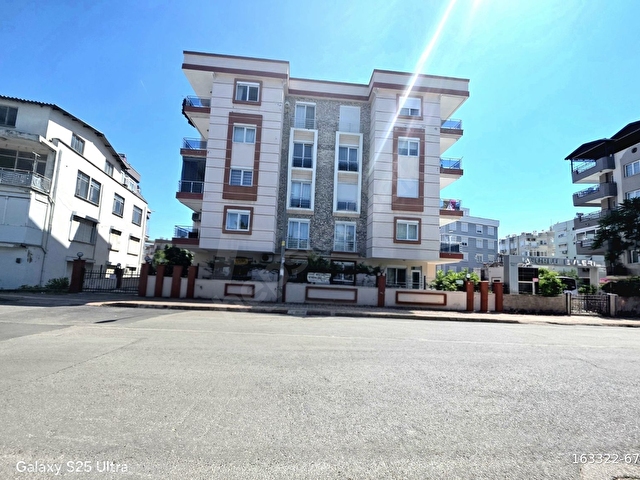 ACİL SATILIK Merkezde 110 m2 köşe önü açık kupon daire. - Görsel 4