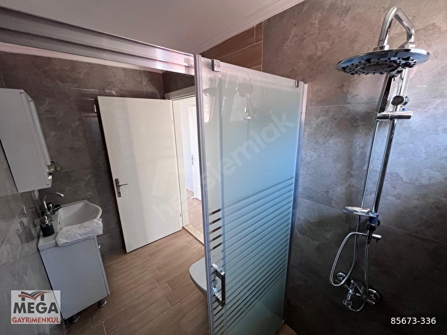 İğdeleraltı Plajında Denize Sıfır Kaloriferli Emsalsiz Villa - Görsel 12