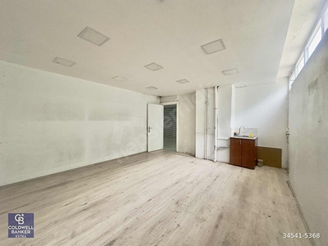 MERTERDE MERKEZİ KONUMDA 550 M2 KİRALIK DEPOLU DÜKKAN - Görsel 16
