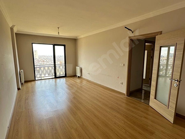 Esenyurt WESTERN PARK Satılık 2+1 Ebeveyn banyolu Geniş Daire