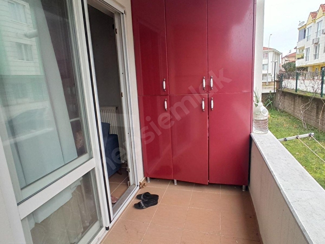 KARASUDA PLAJ MERKEZDE EŞYALI KOMBİ PETEKLİ GENİŞ 1+1 DAİRE... - Görsel 22
