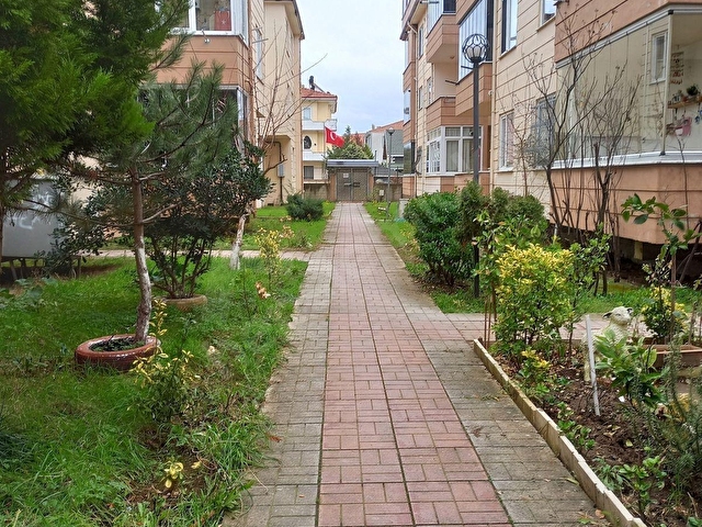 KARASUDA PLAJ MERKEZDE EŞYALI KOMBİ PETEKLİ GENİŞ 1+1 DAİRE... - Görsel 13