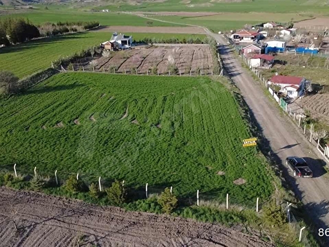 YASSIÖRENDE TEK TAPU TÜM ALT YAPILARI YANINDA MANZARALI ARAZİ - Görsel 7