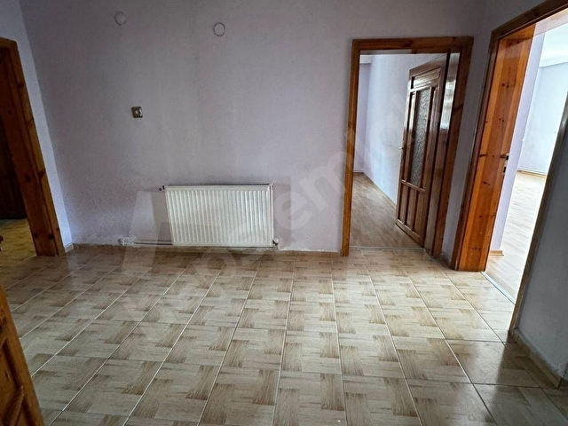 ÇAYIRALTI EMLAKTAN 350 EVLERDE KİRALIK 3+1 DAİRE - Görsel 3