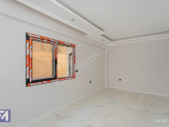 Foçaköy de kiralık havuzlu taş villa - Görsel 17