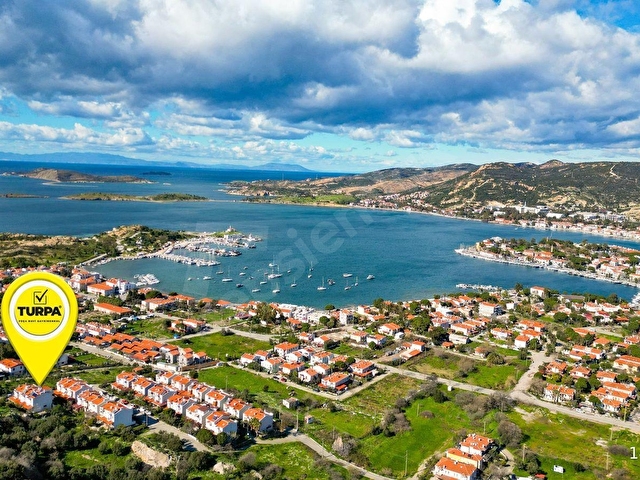 FOÇA DENİZKENT TE SATILIK 3+1 DENİZ MANZARALI DUBLEKS VİLLA - Görsel 2