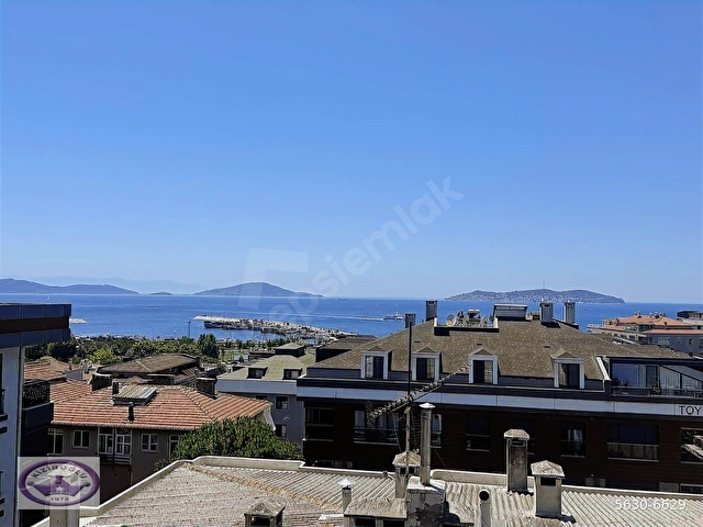Küçükyalı merkez deniz manzaralı teraslı kapalı garajlı dublex - Görsel 15