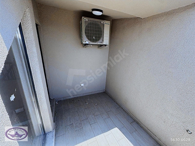 Küçükyalı merkez deniz manzaralı teraslı kapalı garajlı dublex - Görsel 13