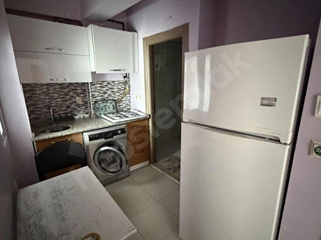 FAZELDEN ESENLİ CADDESİNE 10 METRE EŞYALI 1+1 - Görsel 4