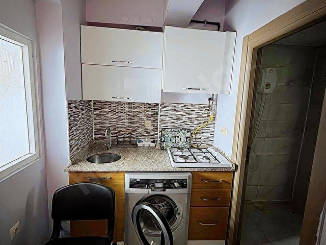 FAZELDEN ESENLİ CADDESİNE 10 METRE EŞYALI 1+1 - Görsel 3