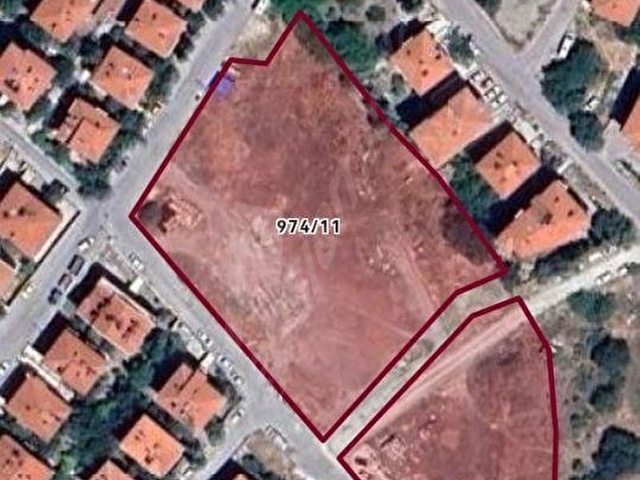 BEYPAZARI HACIKARADA 331 m2 HİSSE