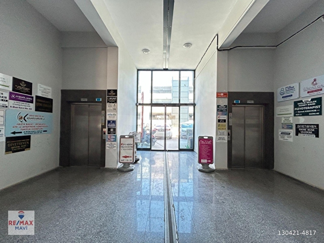 REMAX MAVİDEN SEAH KARŞISI SAĞLIK İŞ MERKEZİNDE 50m², 1+1 OFİS - Görsel 12