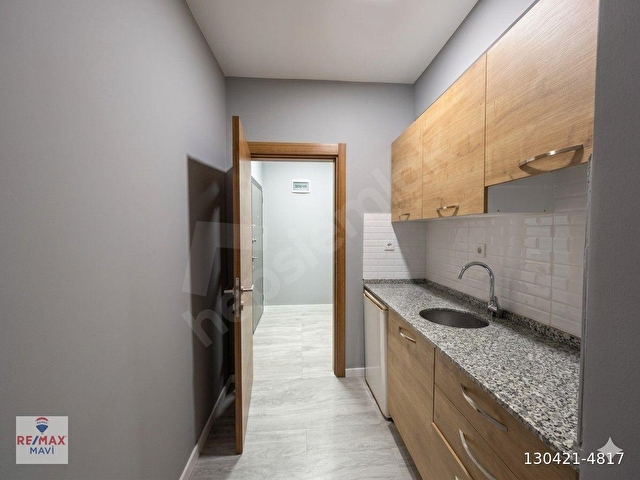 REMAX MAVİDEN SEAH KARŞISI SAĞLIK İŞ MERKEZİNDE 50m², 1+1 OFİS - Görsel 7