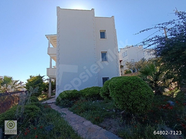 Bodrum Akyarlar  Müstakil 4+1 Plaj Kullanımlı Site İcinde Kiralık - Görsel 7