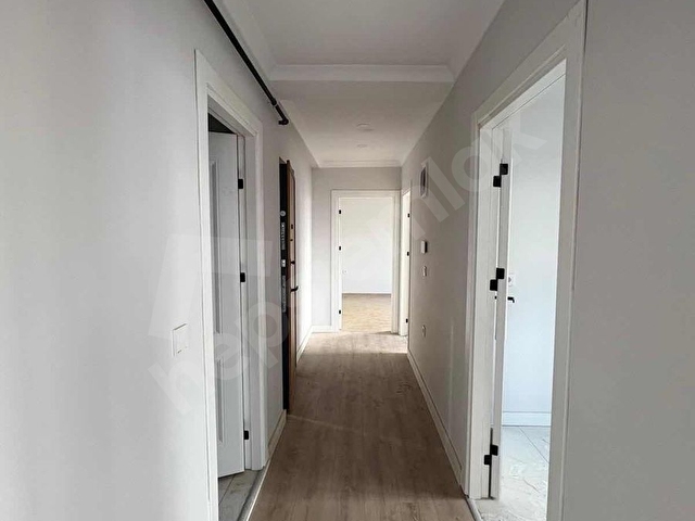 Ümraniye/Cemil Meriç.kat 2.asansörlü.otoparklı.kiracılı.kredi - Görsel 10