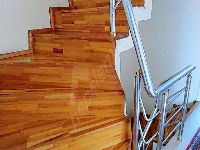 YENİÇİFTLİKDE 4+1 120M2 DENİZE SIFIR EŞYALI SATILIK VİLLA - Görsel 15