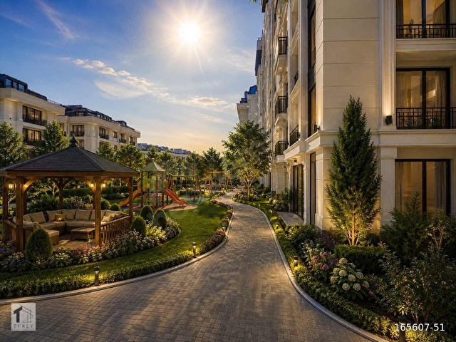 HİLAL HİLL 3.ETAPDA SATILIK BALKONLU GİRİŞ KAT 2+1 DAİRE
