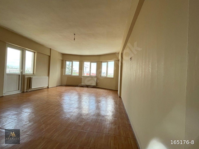 Ayaş Caddesi Üzerinde! Ofis ve Oturuma Uygun Prestijli 3+1 Kiralık - Görsel 7