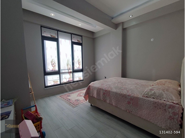 KARACA GAYRİMENKULDEN SATILIK LÜKS 4.5+1 VİLLA GÜNEŞLİDE - Görsel 12