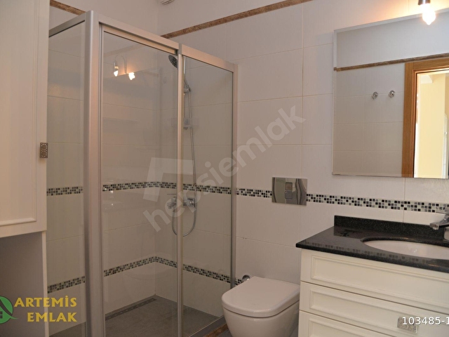 Bodrum Kumbahçede Ayrıcalıklı Bir Konumda Denize Sıfır Son Daire - Görsel 14