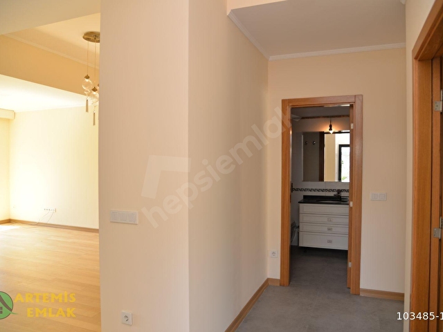 Bodrum Kumbahçede Ayrıcalıklı Bir Konumda Denize Sıfır Son Daire - Görsel 19