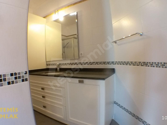 Bodrum Kumbahçede Ayrıcalıklı Bir Konumda Denize Sıfır Son Daire - Görsel 12