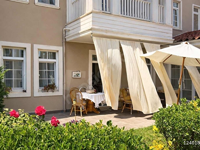 Kemer Countryde Üst Segment, Eşyalı, Lüks Bahçeli 3+1 Rezidans