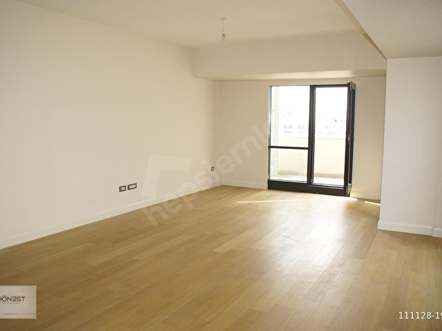 KİPTAŞ VENEZİA MEGA SATILIK BOŞ TERASLI EN UYGUN 3+1 DAİRE - Görsel 2
