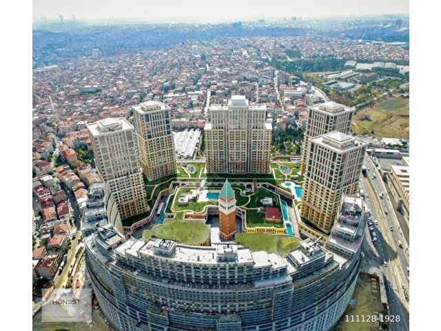 KİPTAŞ VENEZİA MEGA SATILIK BOŞ TERASLI EN UYGUN 3+1 DAİRE