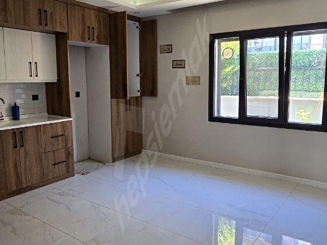 ŞEHRİN MERKEZİNDE LÜKS VİLLA - Görsel 6