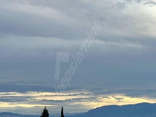 BURDUR MERKEZDE MÜSTAKİL GENİŞ BAHÇELİ EV - Görsel 4