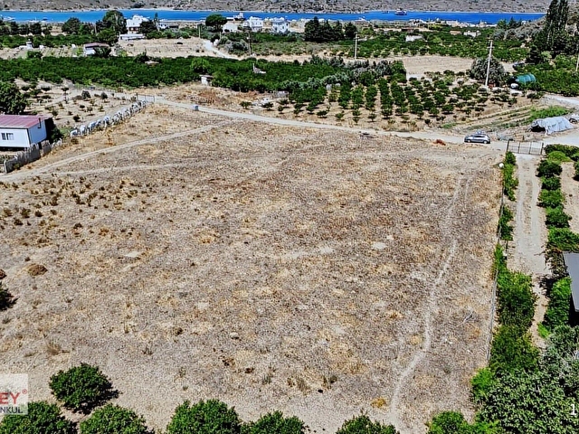 Küçükbahçe Eğrilimanda ana yola yakın satılık tarla - Görsel 9