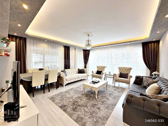 CADDE ÜZERİ SİTE İÇERİSİNDE CAM TERAS BALKONLU ÖN CEPHE 3+1 - Görsel 10