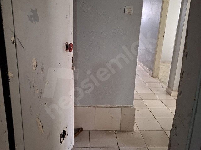 Kaleiçi Satılık 2+1 Yarı Bodrum Sobalı Daire - Görsel 4