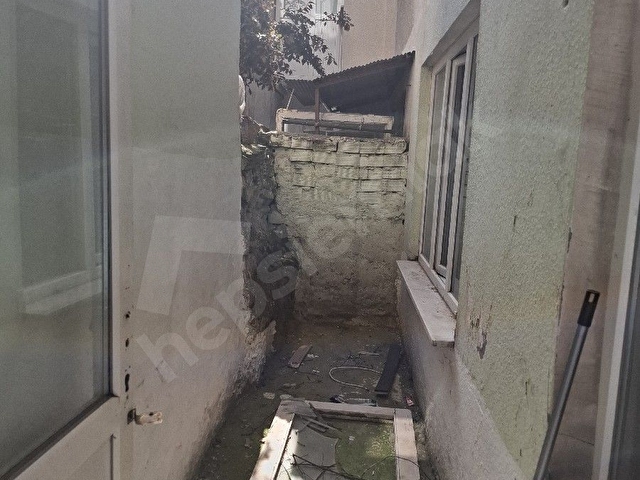 Kaleiçi Satılık 2+1 Yarı Bodrum Sobalı Daire - Görsel 12