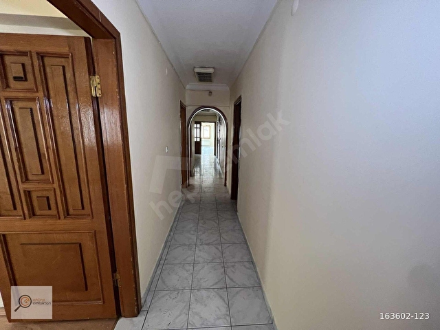 ONLİNE EMLAKTAN A.ÖVEÇLER 1314CD. ARA KAT DÜZ 4+1 KİRALIK - Görsel 8