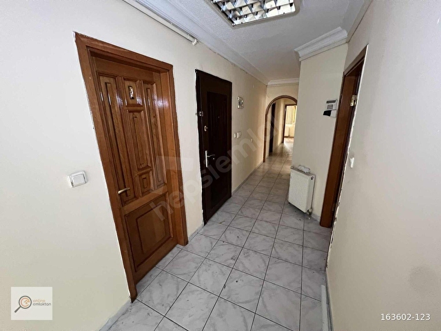 ONLİNE EMLAKTAN A.ÖVEÇLER 1314CD. ARA KAT DÜZ 4+1 KİRALIK - Görsel 9