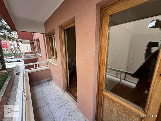 ONLİNE EMLAKTAN A.ÖVEÇLER 1314CD. ARA KAT DÜZ 4+1 KİRALIK - Görsel 14