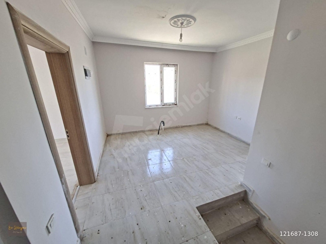 DEVELİ GÜNEY YUKARI MAH. 703m² ARSADA SIFIR VİLLA KAÇMAZ FIRSAT! - Görsel 9