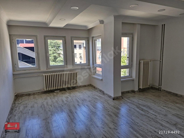 KIZILAY  SELANİK 2 *** KİRALIK *** 2 BÖLÜM *** OFİS - DÖVMECİ - GÜZELLİK MRK.KAŞ - PROTEZ TIRNAK - Görsel 2