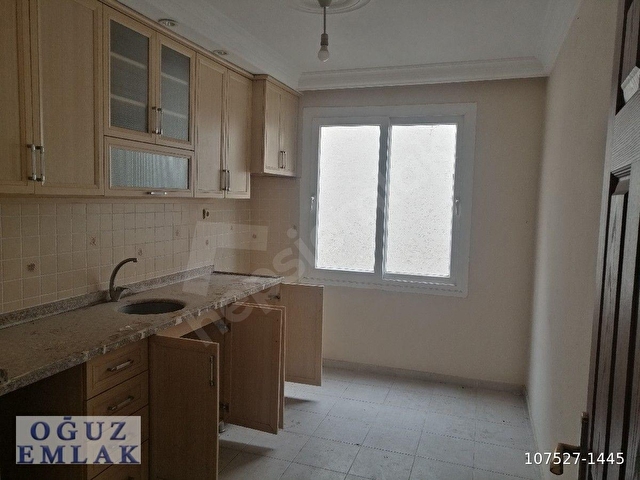 BEYAZEVLERDE MERKEZİ KONUMDA DUYGU CAFEYE ÇOK YAKIN SATILIK DAİRE - Görsel 8