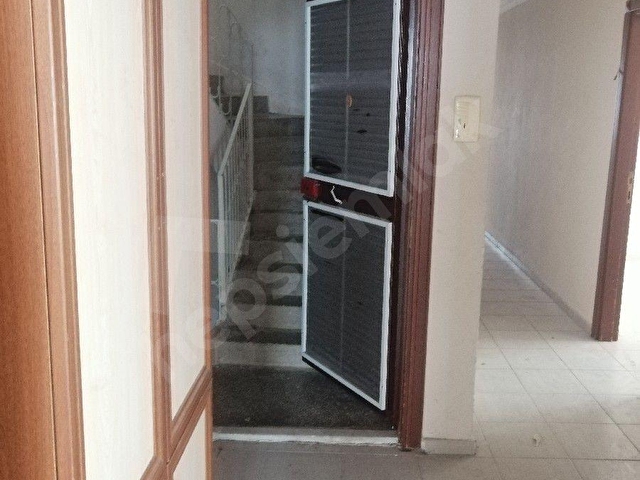BEYAZEVLERDE MERKEZİ KONUMDA DUYGU CAFEYE ÇOK YAKIN SATILIK DAİRE - Görsel 10
