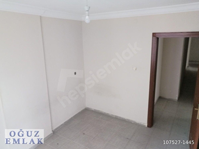 BEYAZEVLERDE MERKEZİ KONUMDA DUYGU CAFEYE ÇOK YAKIN SATILIK DAİRE - Görsel 23