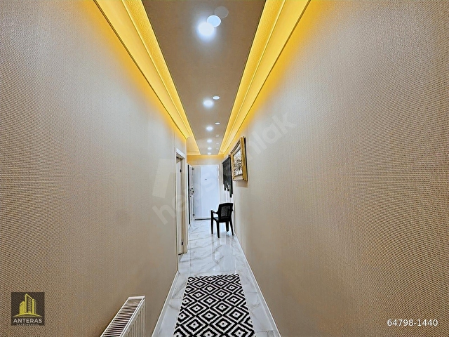 AYVALI MEHTAP CADDESİ DİBİ DÜZ GİRİŞ FULL YAPILI 2+1 DAİRE - Görsel 23